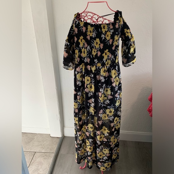 H&M Dresses & Skirts - H&M Bell sleeve off the shoulder sheer floral maxi dress